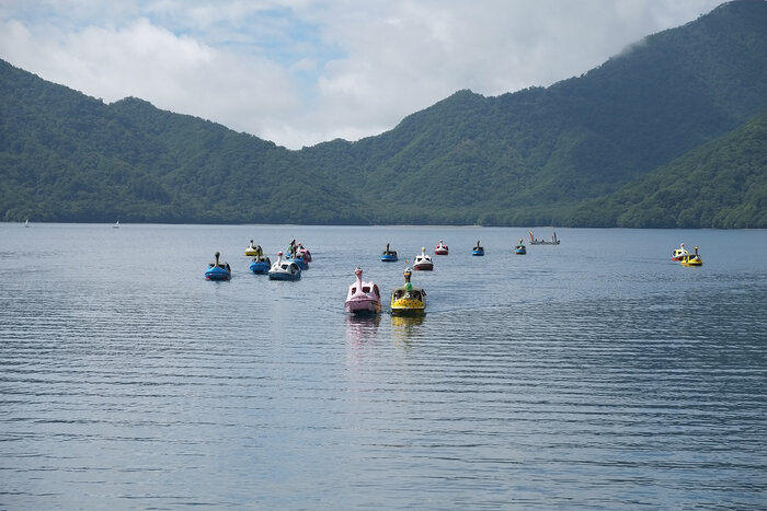 二荒山神社中宮祠「水神祭」「スワンボートレース」（9/5開催）